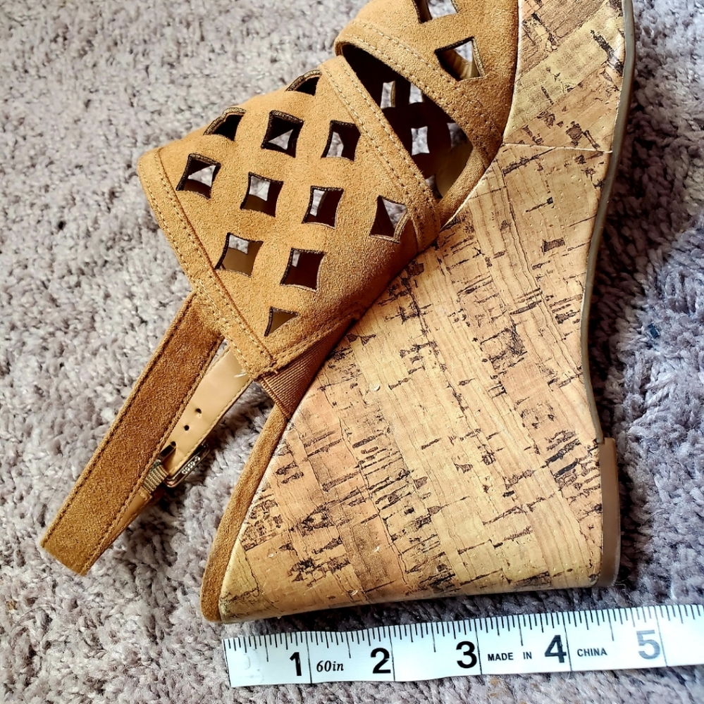 Fanco Sarto platform wedge sandals - Picture 2 of 5